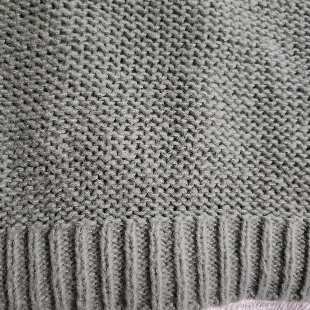 Women's V-Neck Knit Sweater - Green Size Large - Picture 4 of 9